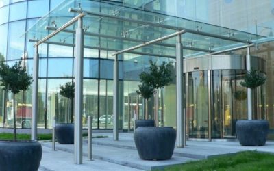 How to Choose The Perfect Glass Canopy for Your Front Door