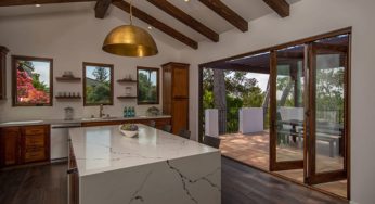 Why You Required an Expert Installer to Install Your Big Folding Glass Door
